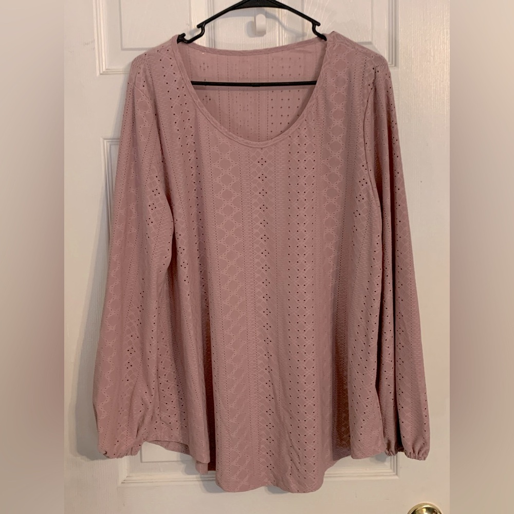NWOT Rose Pink Relaxed Eyelet Blouse with Full Sleeves 2XL
